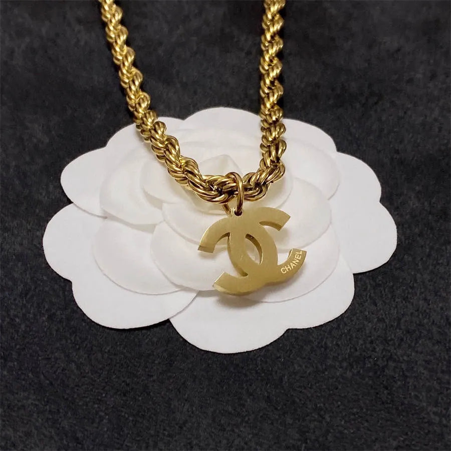Chanel double C thick chain necklace