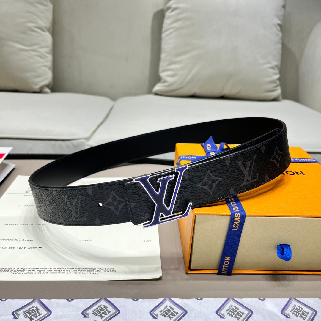 Louis Vuitton LV INITIALES 4CM