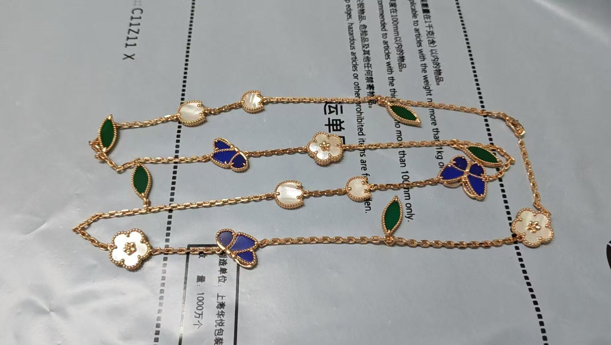 26 NEW CLOVER 15 MOTIFS LUCKY NECKLACE