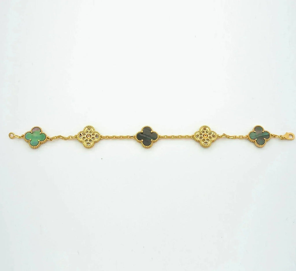 New CLOVER 5 MOTIF GRAY MOP BRACELET COLLECTION