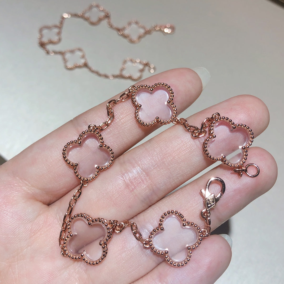 New CLOVER 5 MOTIF ROCK CRYSTAL BRACELET