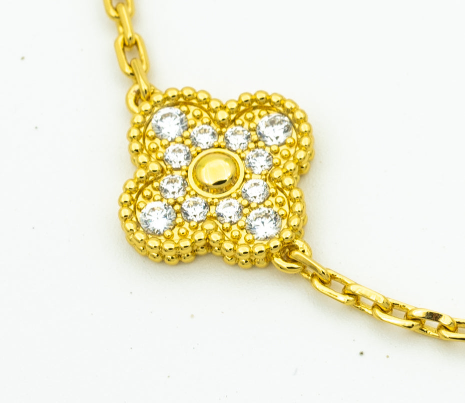 New  CLOVER 5 MOTIF LASER BRACELET COLLECTION