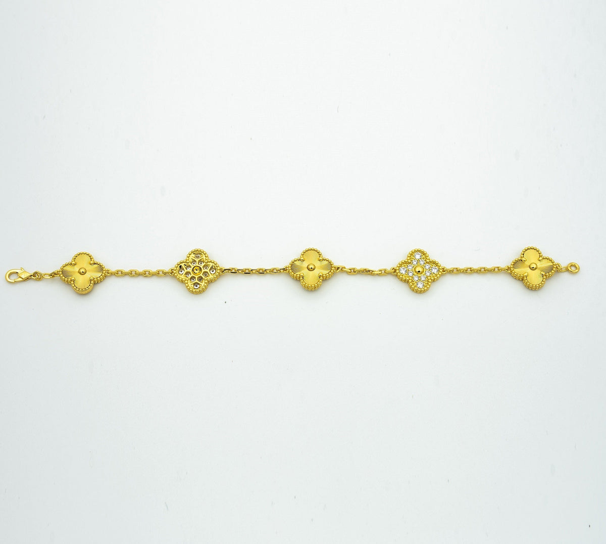New  CLOVER 5 MOTIF LASER BRACELET COLLECTION