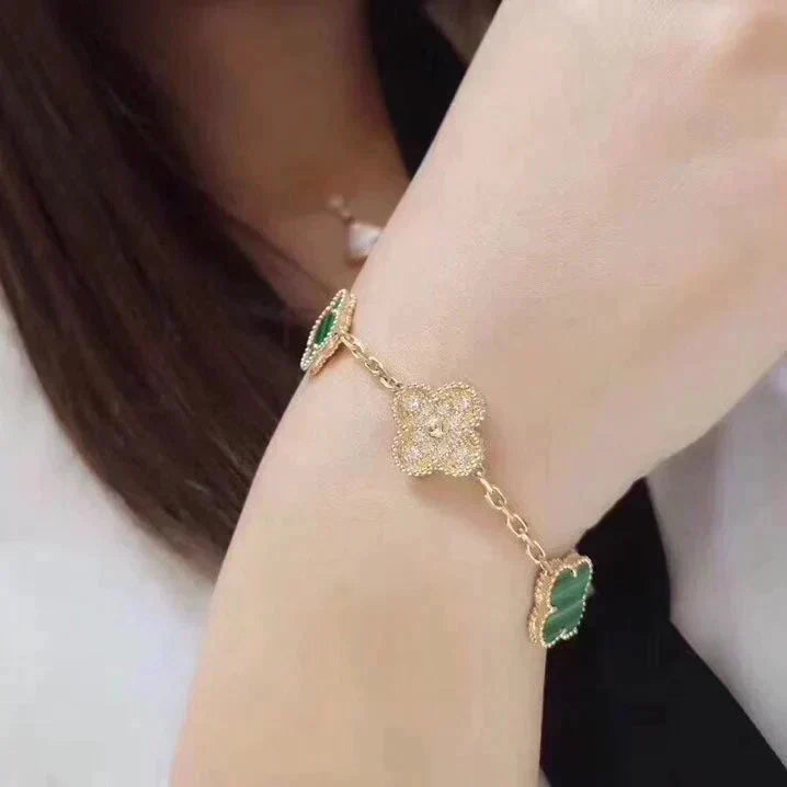 New  CLOVER 5 MOTIF MALACHITE BRACELET COLLECTION