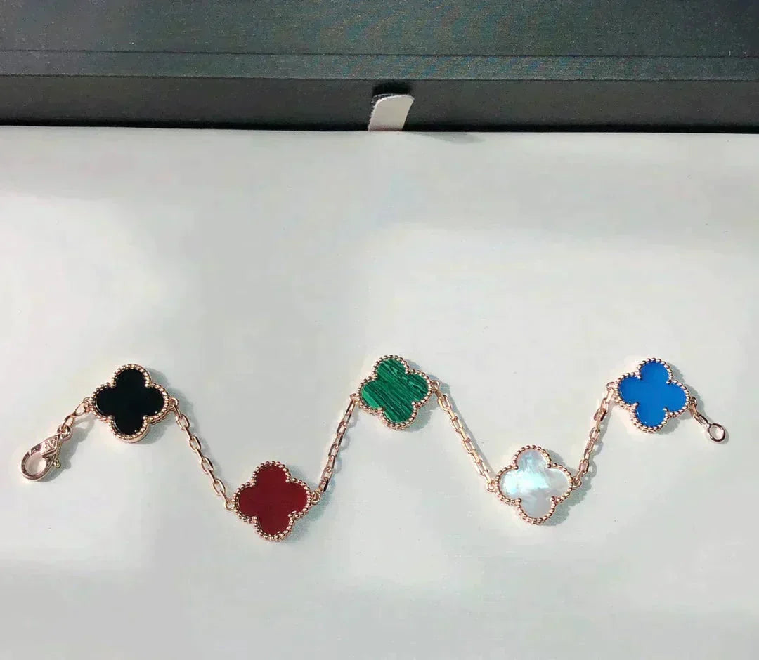 New CLOVER 5 MOTIFS MULTICOLOR BRACELET