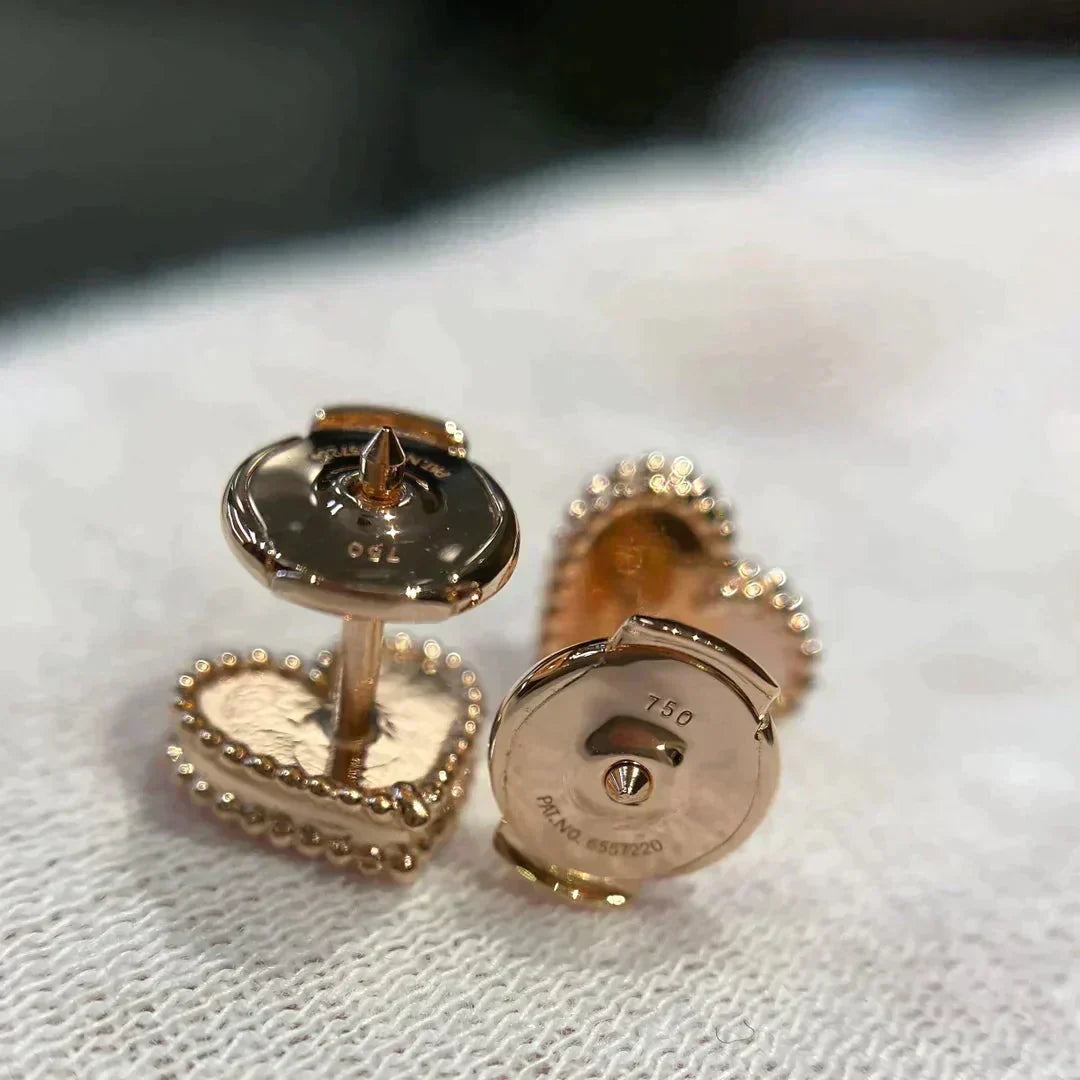 HEART CARNELIAN STUD EARRINGS