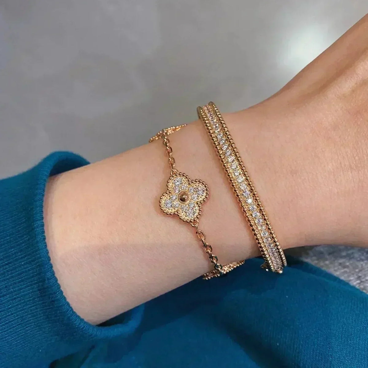 New  CLOVER 5 MOTIF FULL DIAMOND BRACELET COLLECTION