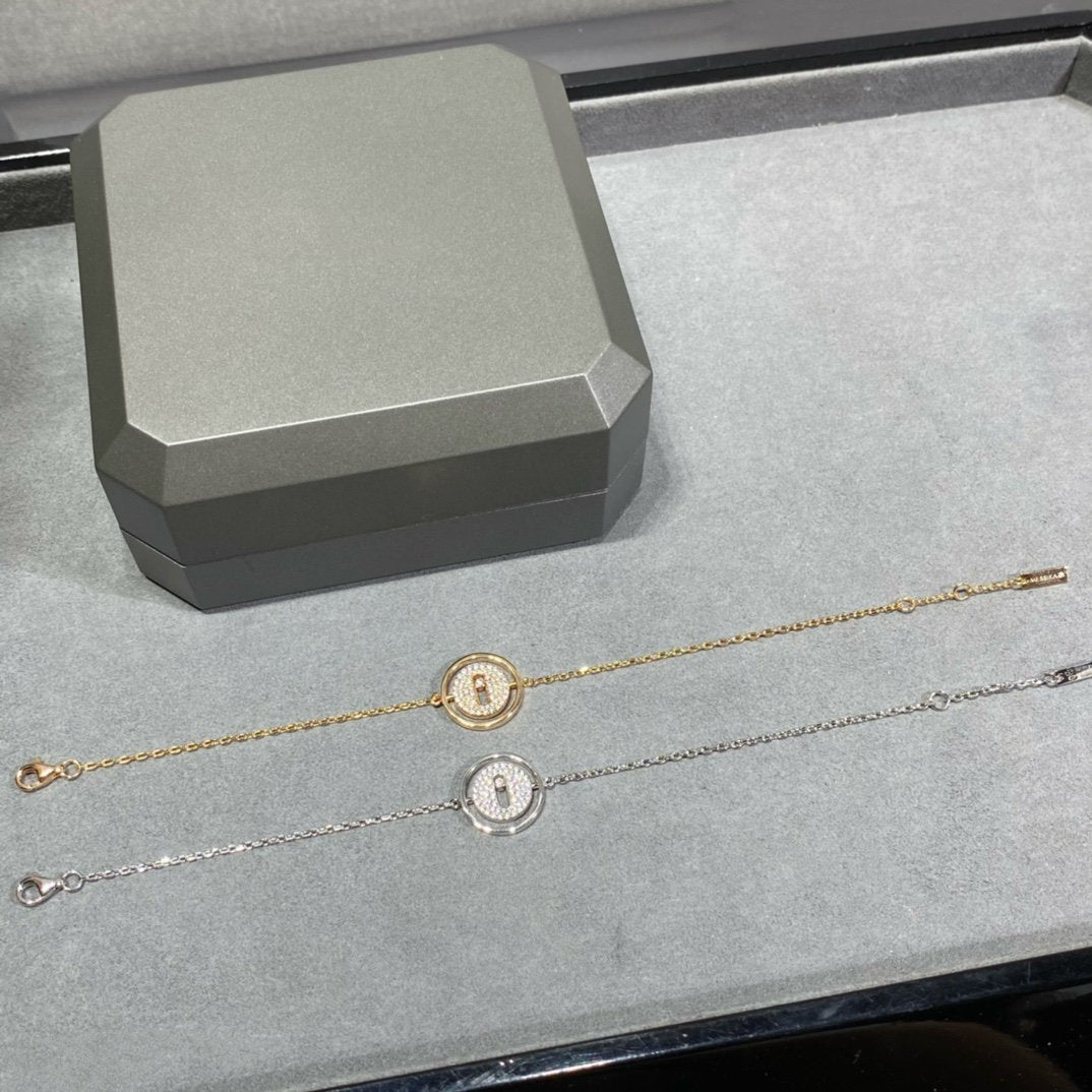 MOVE DIAMOND PAVED BRACELET