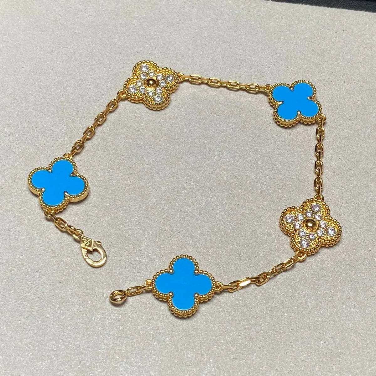New CLOVER 5 MOTIF BLUE AGATE BRACELET COLLECTION