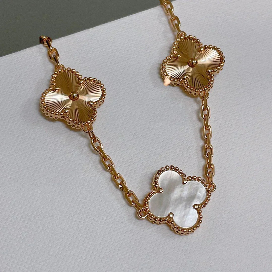 New CLOVER WHITE PEARL MOP 5 MOTIF BRACELET COLLECTION