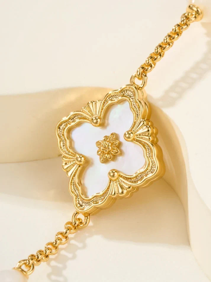 B.C.L ENAMELED Three-Flower Bracelet£¨Trumpet)