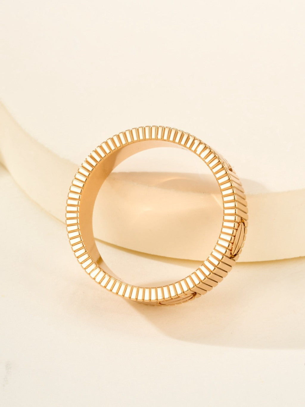 NEW MODEL LOVE 6.5 MM RING