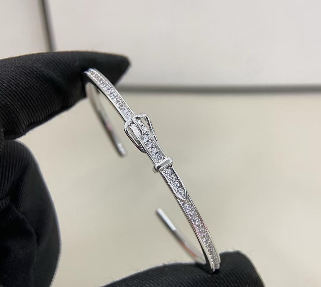 DIAMOND-ENCRUSTED BRACELET THREE COLORS
