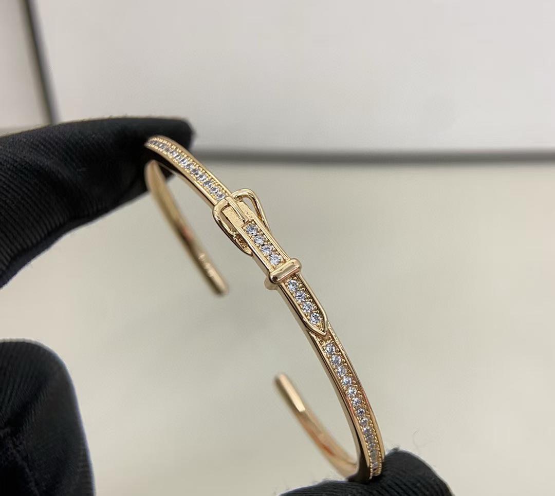 DIAMOND-ENCRUSTED BRACELET THREE COLORS
