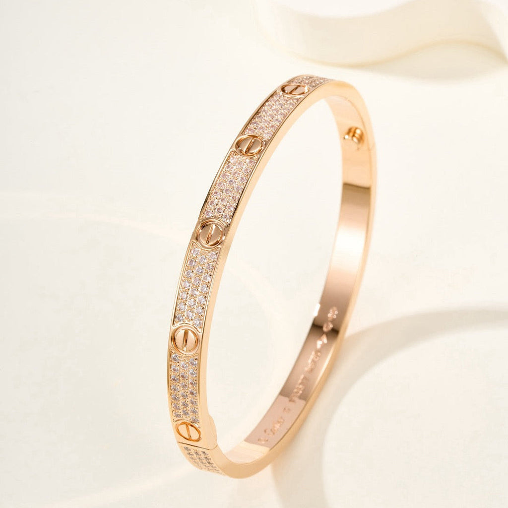LOVE BRACELET 4.8MM DIAMOND-PAVED