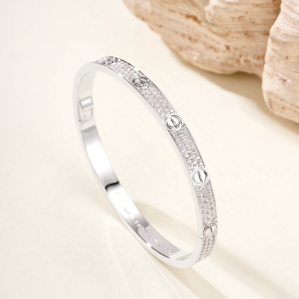 LOVE BRACELET 4.8MM DIAMOND-PAVED