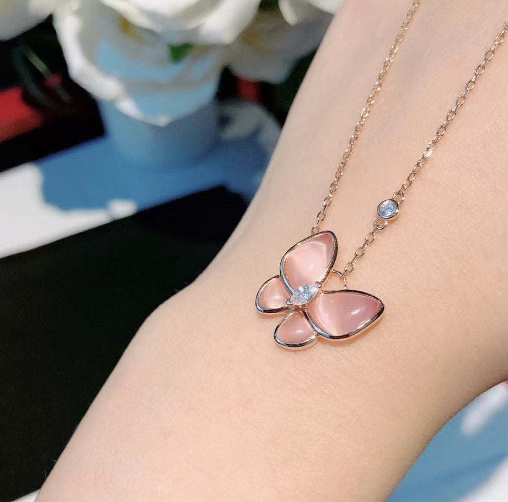 BUTTERFLY PINK MOTHER-OF-PEARL DIAMOND NECKLACE