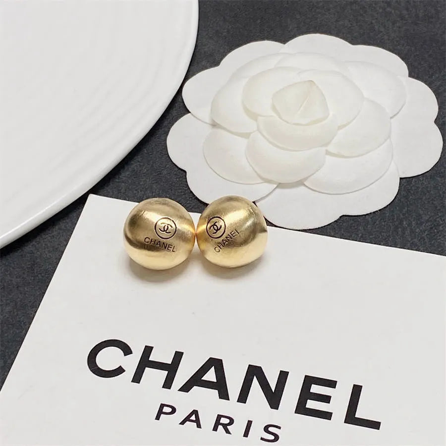 Chanel brushed gold stud earrings