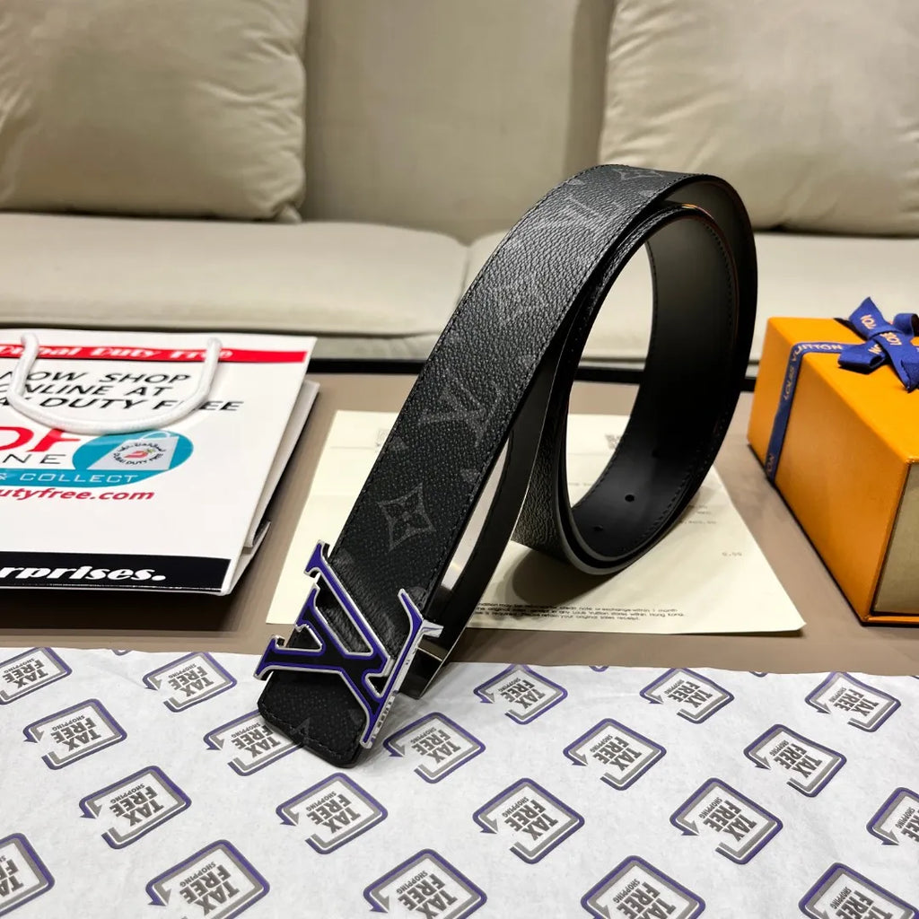 Louis Vuitton LV INITIALES 4CM