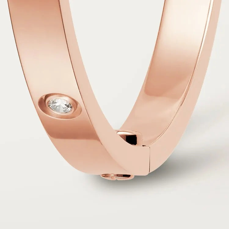LOVE BRACELET, SMALL MODEL, 10 DIAMONDS