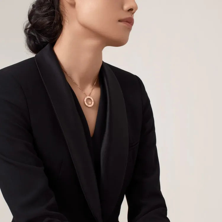 LOVE NECKLACE, 3 DIAMONDS
