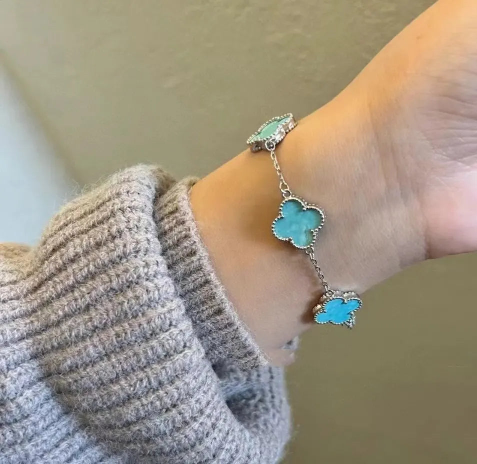 Van Cleef & Arpels Four-leaf clover mint blue chalcedony bracelet