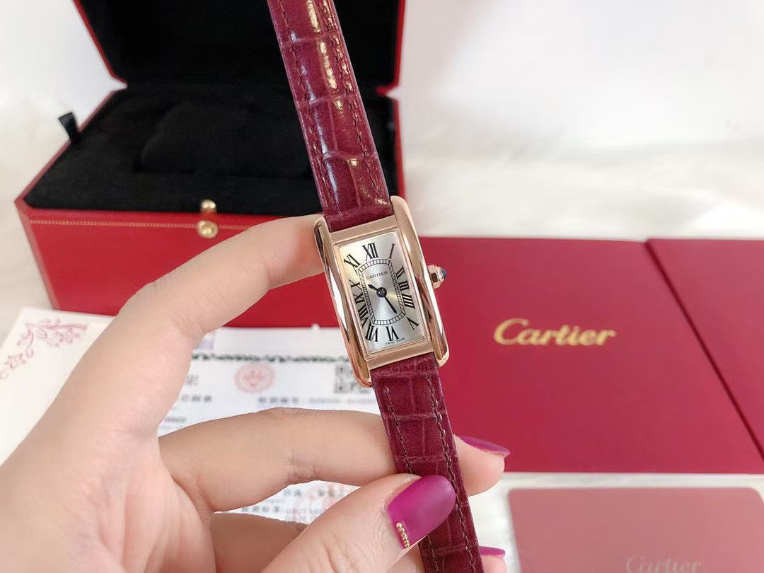 CARTIER Tank Américaine Watch Small Model, Quartz Movement, Rose Gold, Leather
