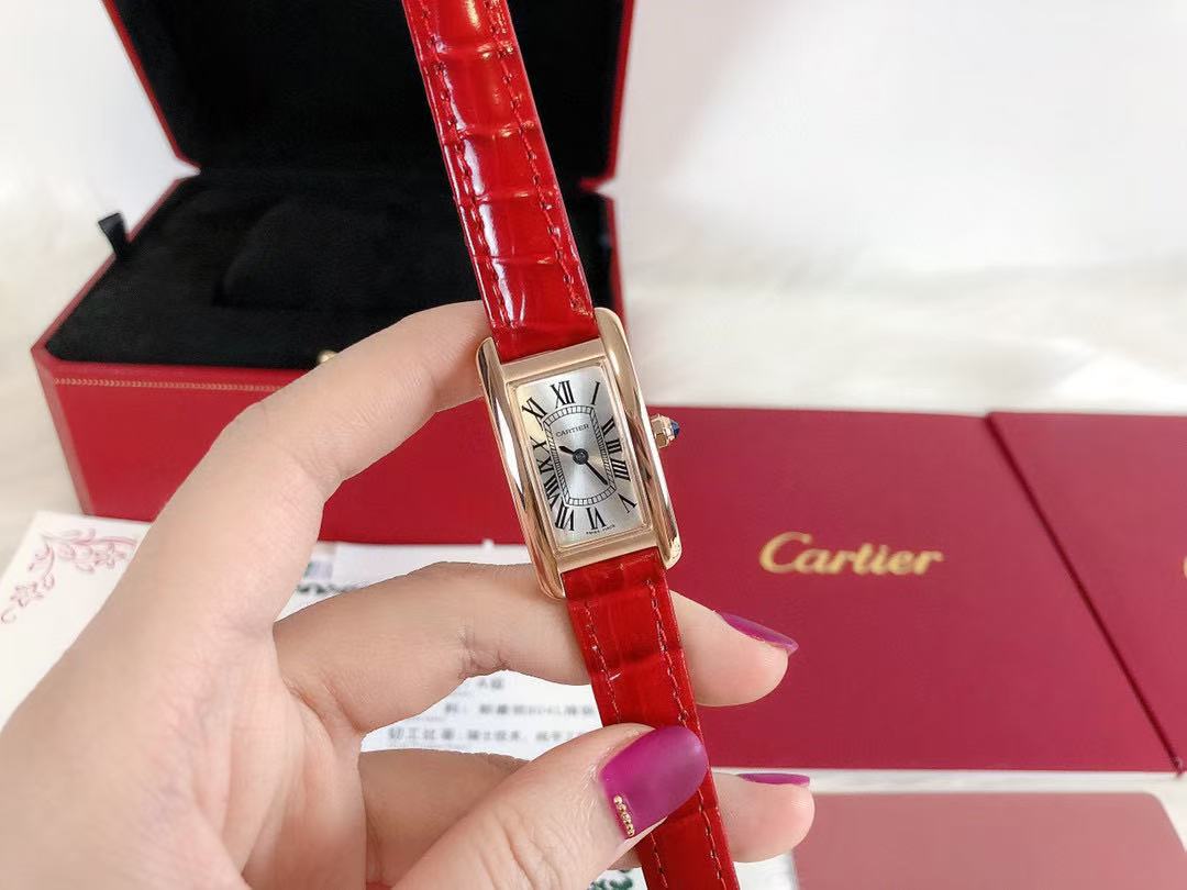 CARTIER Tank Américaine Watch Small Model, Quartz Movement, Rose Gold, Leather