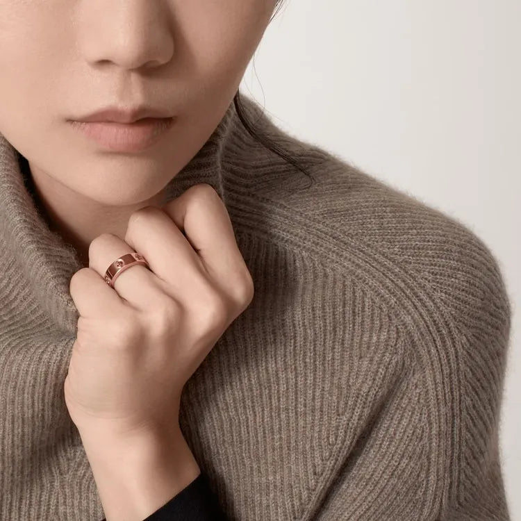 LOVE RING