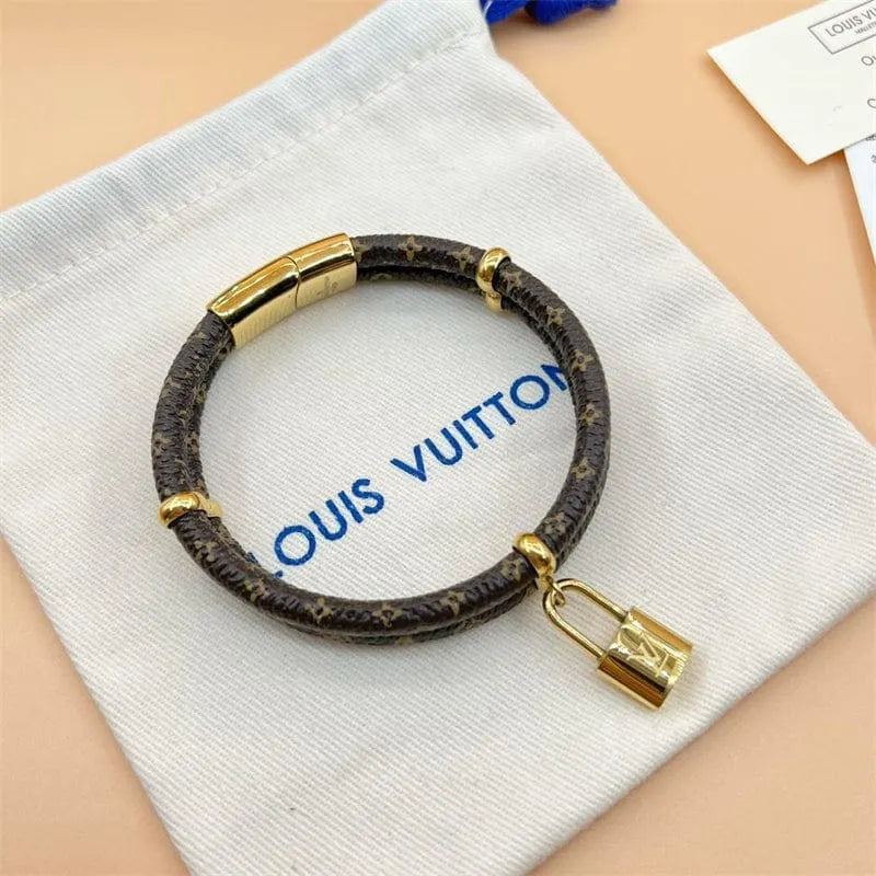 LOUIS VUITTONブレスレット モノグラム ブラスレ キープ イット トゥワイス M8109E