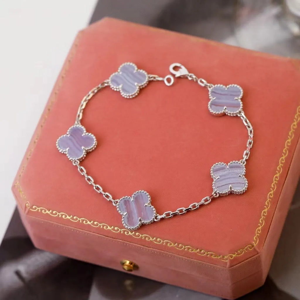 Van Cleef & Arpels Four-leaf clover purple chalcedony bracelet