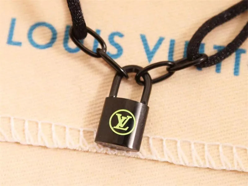 Louis Vuittonブラスレ ロックイット ヴァージルQ05270 Q05268