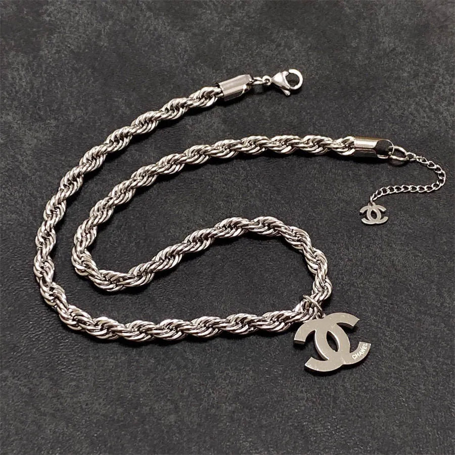 Chanel double C thick chain necklace
