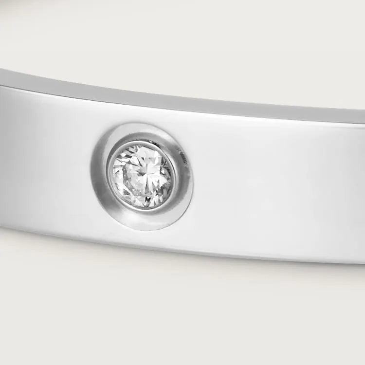 LOVE BRACELET, 10 DIAMONDS