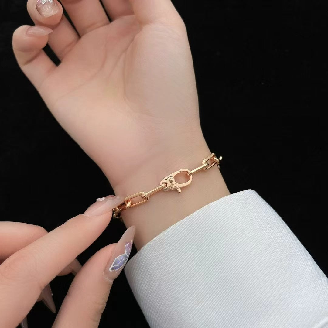 CT CHAIN BRACELET