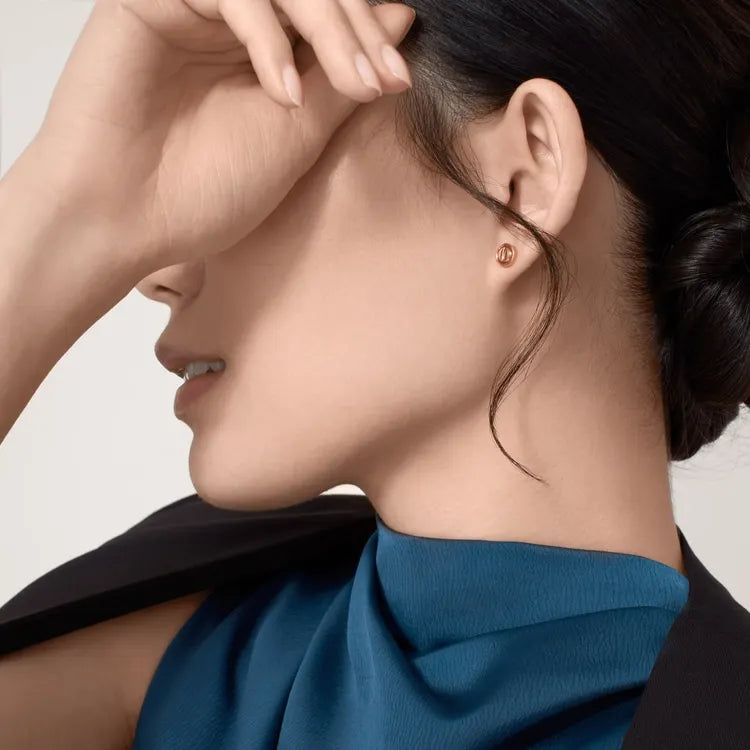 LOVE EARRINGS