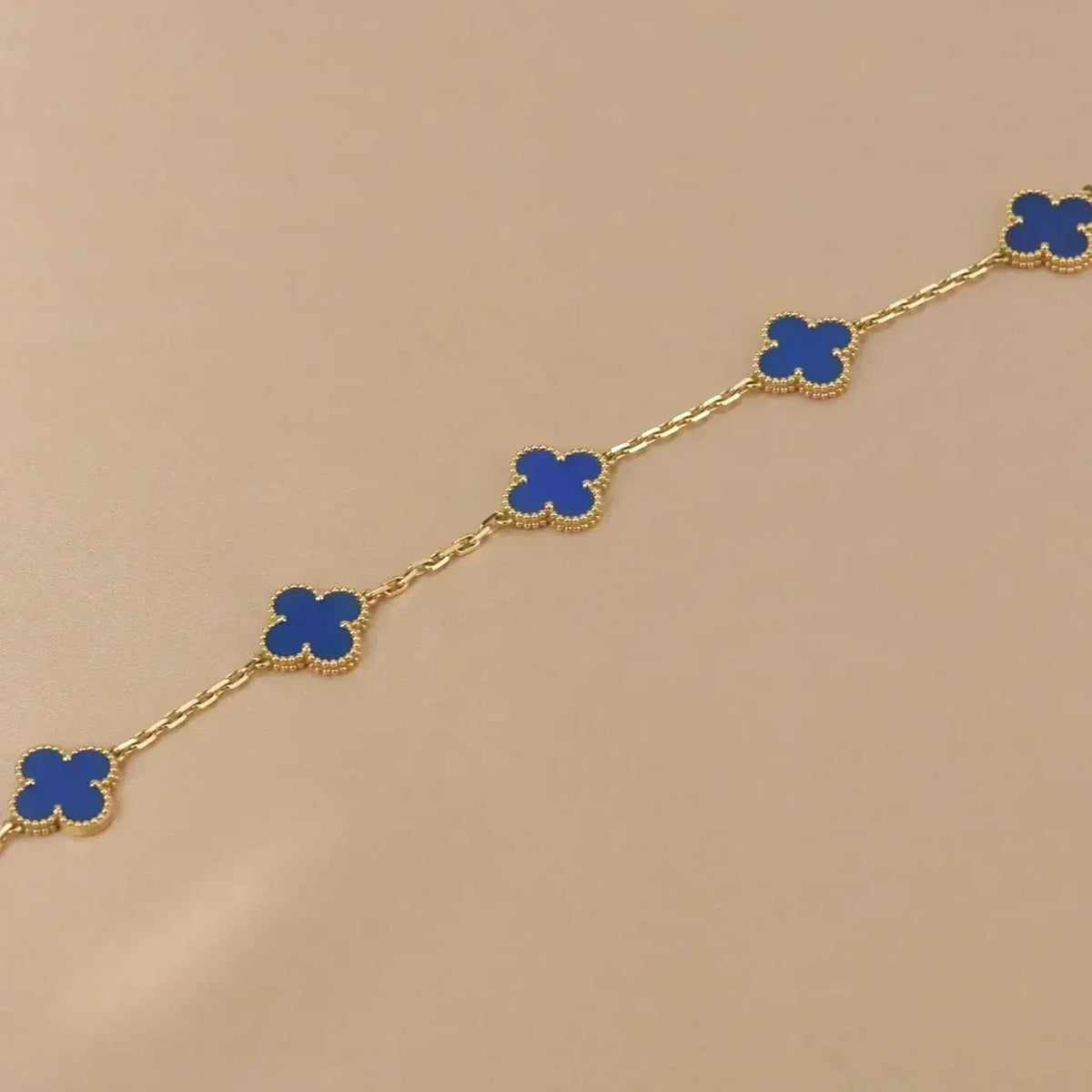 New CLOVER 5 MOTIF BLUE AGATE BRACELET COLLECTION