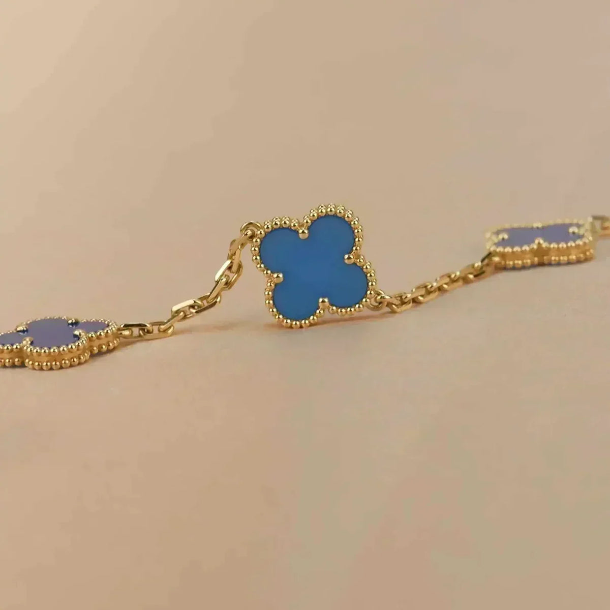 New CLOVER 5 MOTIF BLUE AGATE BRACELET COLLECTION