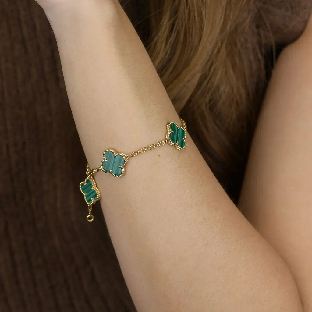 New  CLOVER 5 MOTIF MALACHITE BRACELET COLLECTION