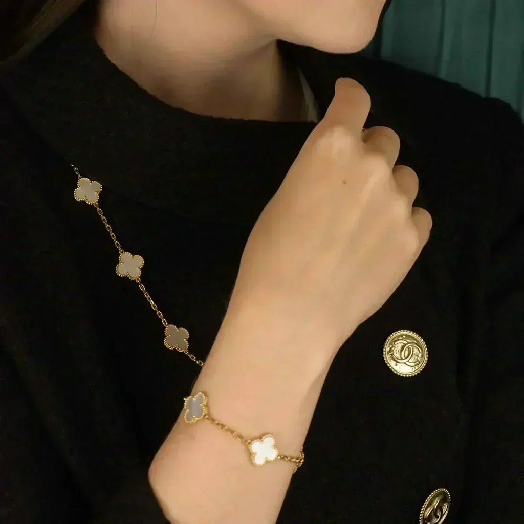 New CLOVER WHITE PEARL MOP 5 MOTIF BRACELET COLLECTION