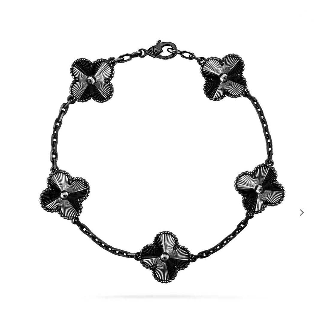 New CLOVER 5 MOTIF BLACK BRACELET