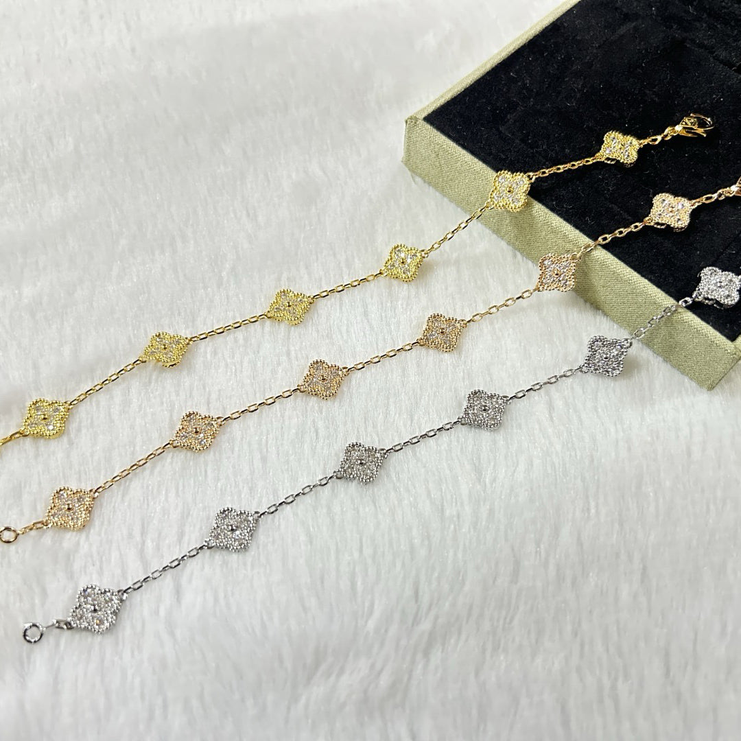 New CLOVER 6 MOTIF DIAMOND BRACELET