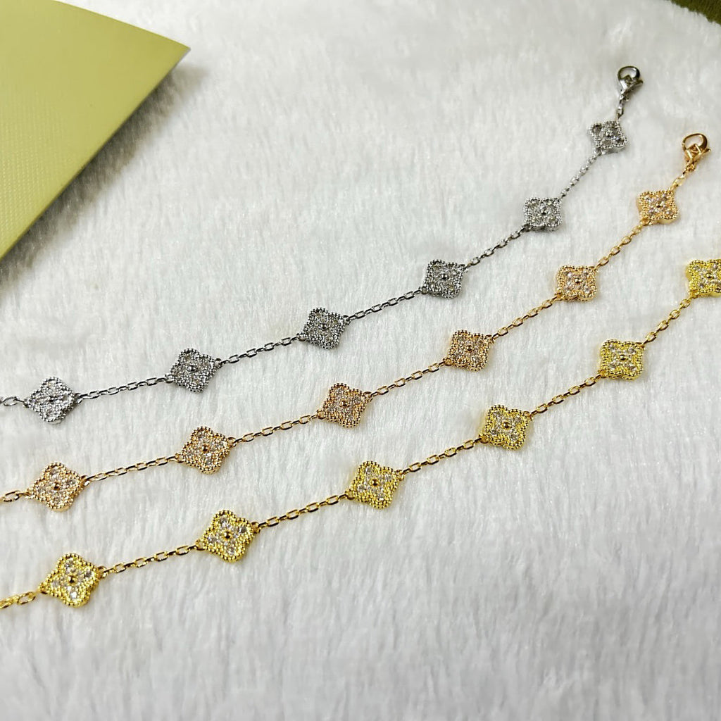 New CLOVER 6 MOTIF DIAMOND BRACELET