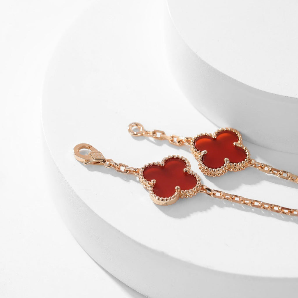 CLOVER 10 MOTIFS CARNELIAN NECKLACE