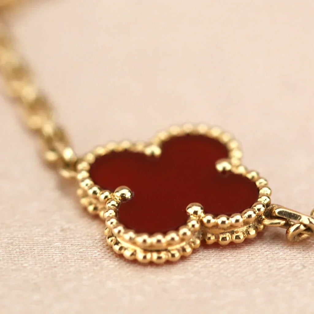 New  CLOVER 5 MOTIF RED CORNELIAN BRACELET COLLECTION