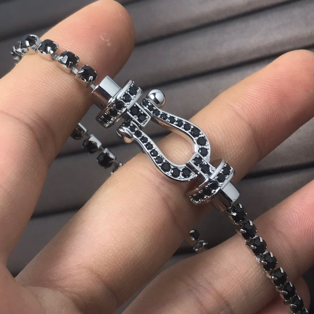 FORCE  LARGE HORSESHOE FULL DIAMOND TENNIS BRACELET
