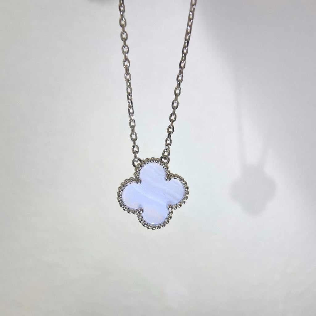 CLOVER 15MM BLUE CHALCEDONY NECKLACE SILVER