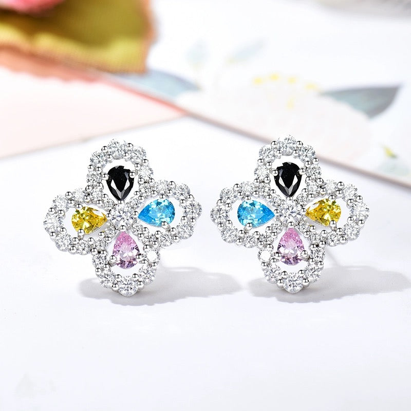 LOOP EARRINGS FULL MOTIF DIAMOND 16MM