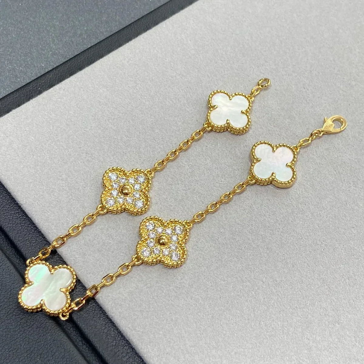 New CLOVER WHITE PEARL MOP 5 MOTIF BRACELET COLLECTION