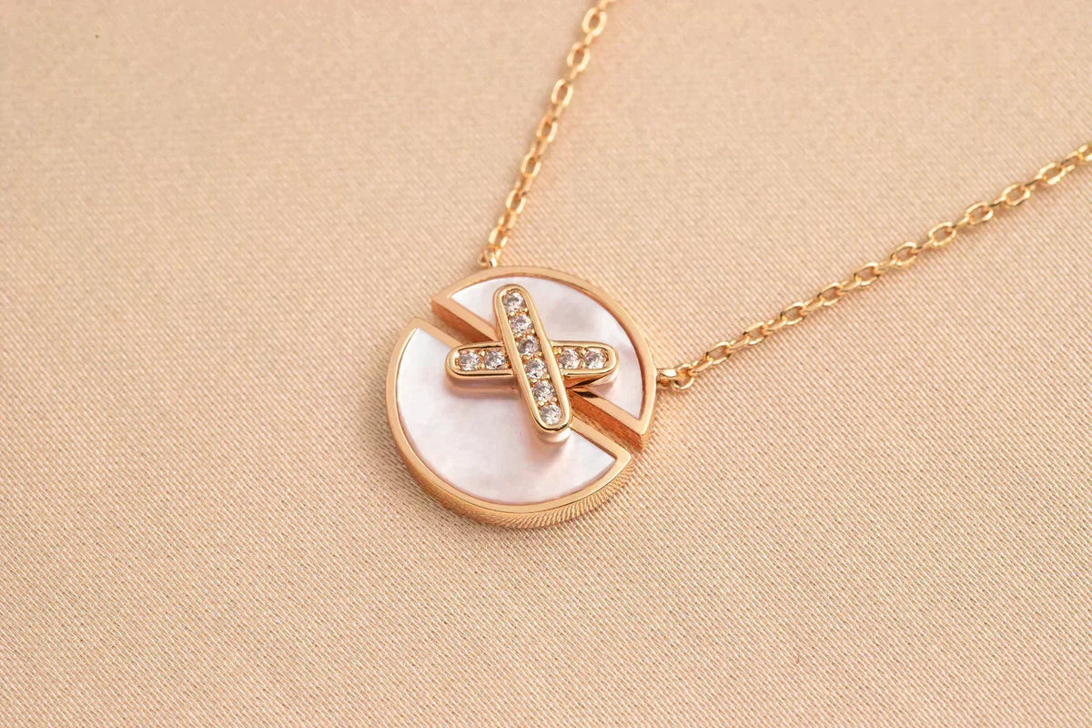 JEUX DE ROSE GOLD DIAMOND NECKLACE